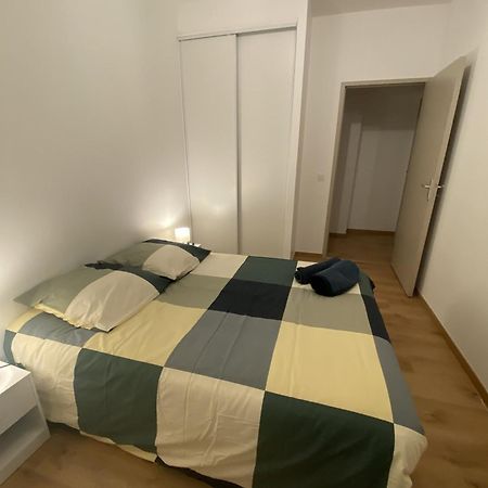 Royat : Superbe Appartement En Face Des Thermes Buitenkant foto